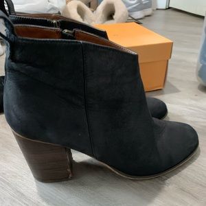 BP black booties